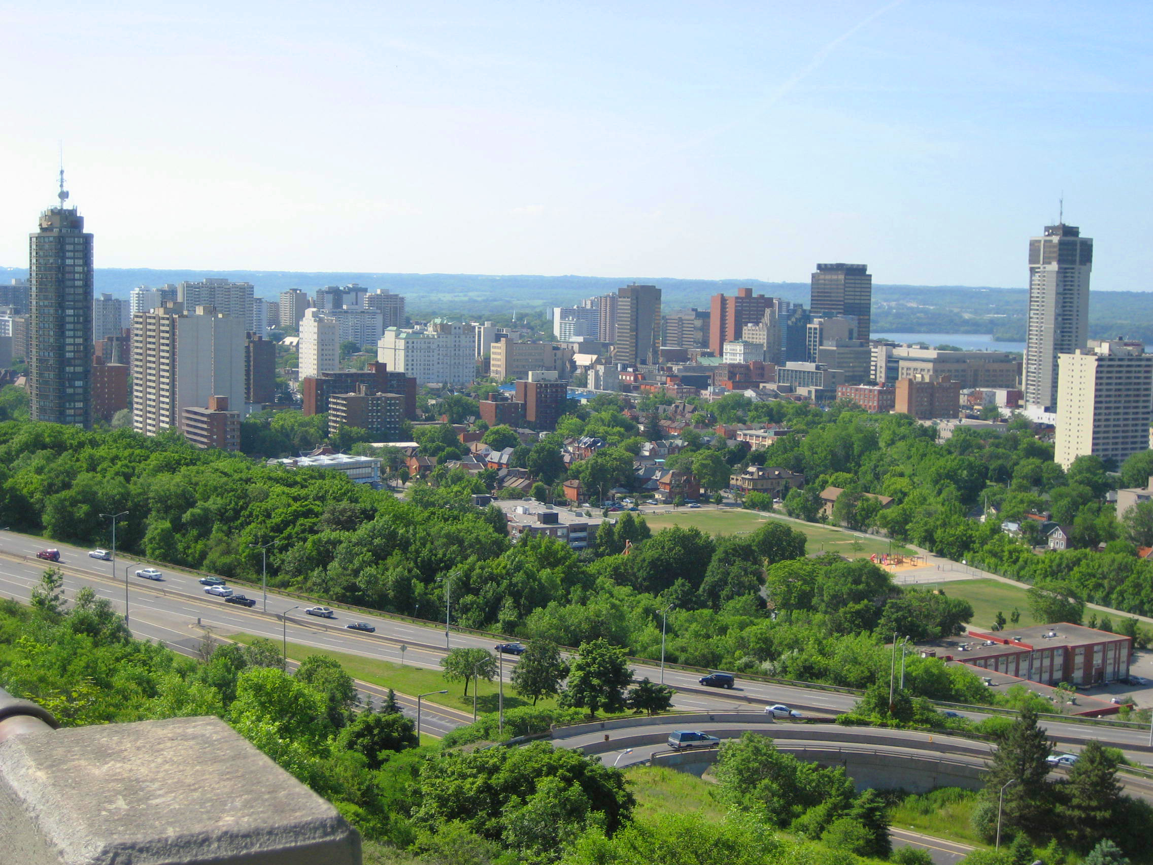 Hamilton Ontario skyline, Hamilton criminal defence lawyer for assault and domestic violence charges